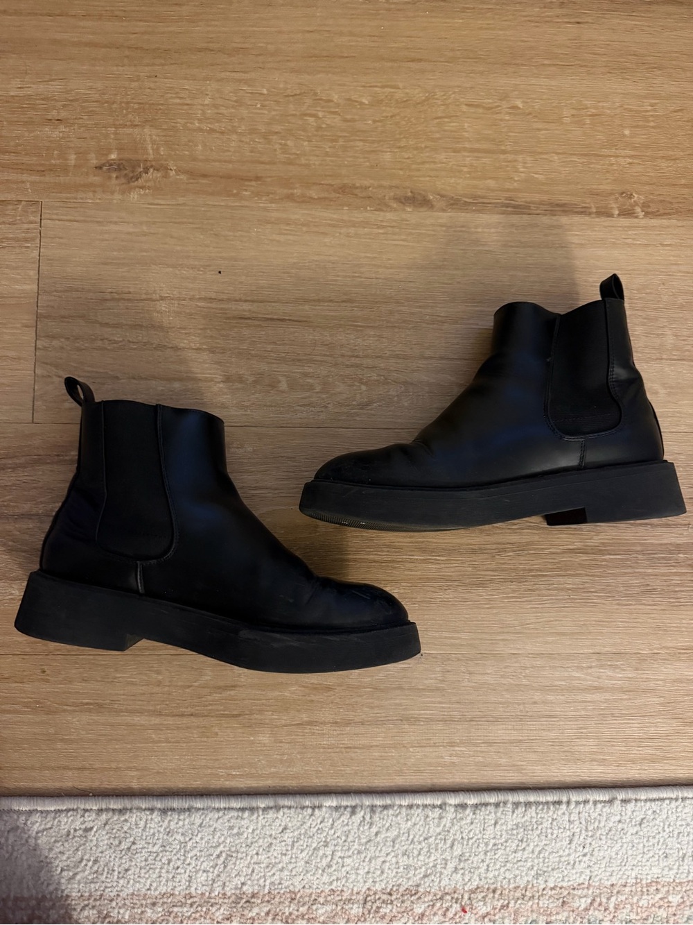 Kelly & Katie Black Chelsea Boots